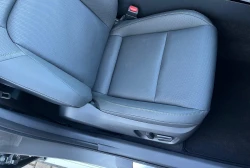 Toyota Camry      2.5 Hybrid     LED