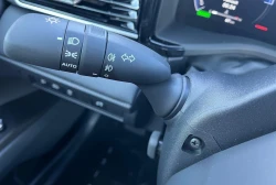 Toyota Camry      2.5 Hybrid     LED