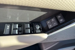 Land Rover   Range Rover   Velar   3.0   D300   SE   AWD