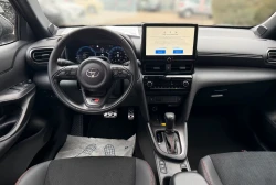 Toyota  Yaris  Cross  1,5-l-VVT-iE   GR SPORT   Navi