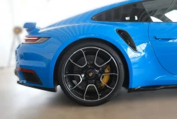 Porsche  911  Turbo S  Chrono  Lift  Burmester