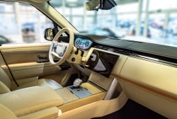 Land Rover  Range Rover  P615  LWB  SV Signature